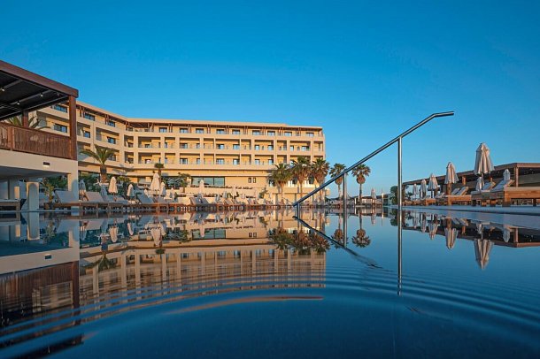 OYA Beach Resort