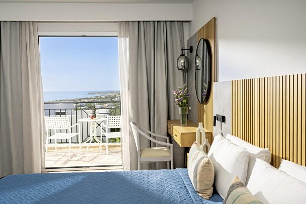 Mare Village - Wohnbeispiel Familienzimmer Gartenblick (Zimmercodierung FBG)