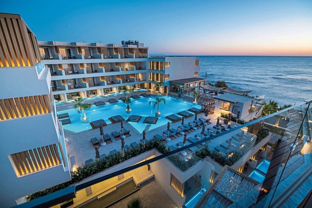 Akasha Beach Hotel & Spa