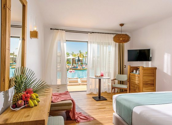 Stella Island Luxury Resort & Spa - Wohnbeispiel Doppelzi. Luxury Swim-up