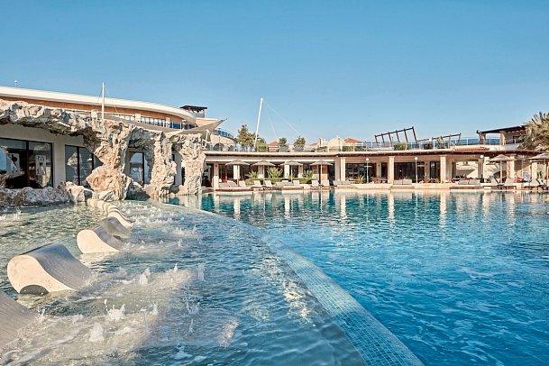 Atlantica Caldera Palace