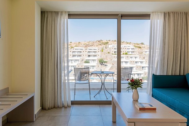 Ariadne Beach Agios Nikolaos - Wohnbeispiel Bungalow Superior seitl. Meerblick (Zimmercodierung BSN)