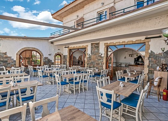 Hotel Erato