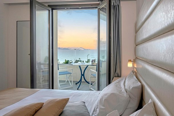 Sunset Beach Hotel - Wohnbeispiel Juniorsuite Meerblick (Zimmercodierung JBM)