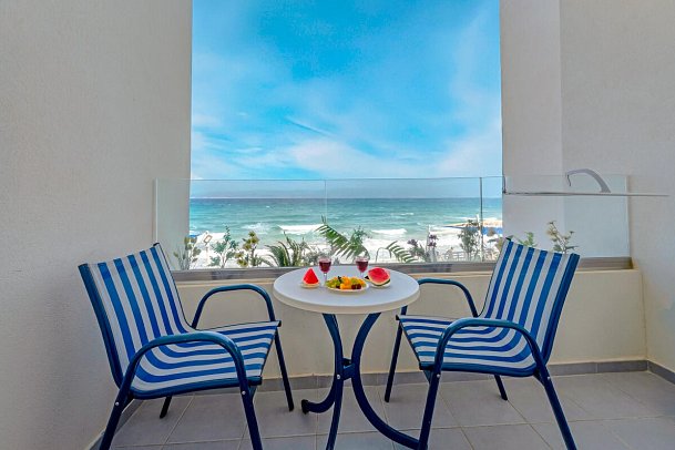 Sunset Beach Hotel - Wohnbeispiel Doppelzimmer Meerblick (Zimmercodierung DBM)