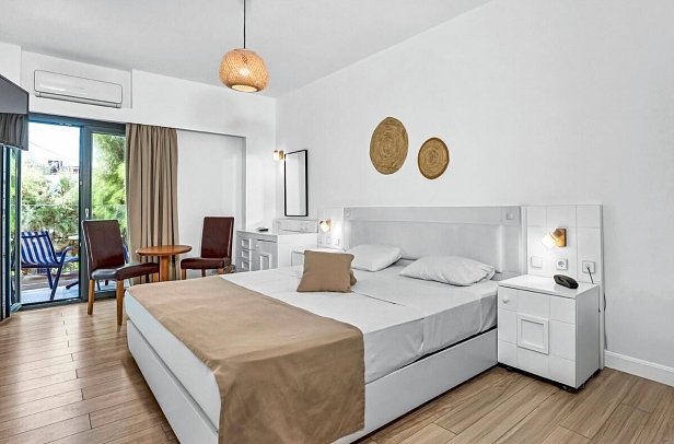 Sunset Beach Hotel - Wohnbeispiel Doppelzimmer Gartenblick (Zimmercodierung DBG)