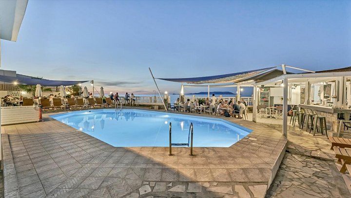 Sunset Beach Hotel