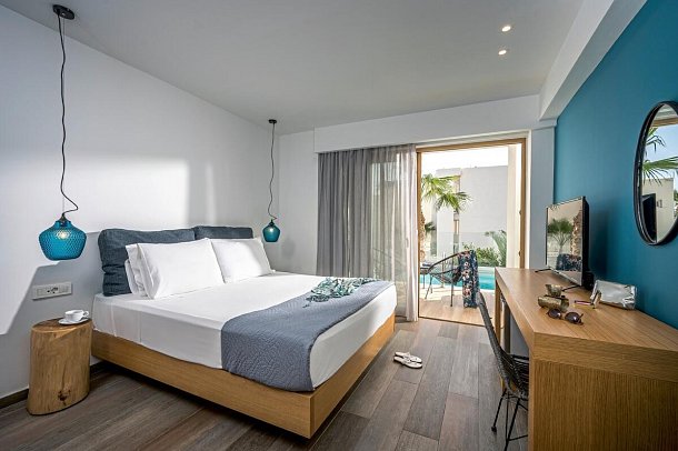 Meropi Hotel & Apartments - Wohnbeispiel Doppelzimmer Superior Privatpool (Zimmercodierung DSR)