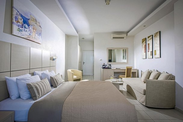 Matheo Villas & Suites - Wohnbeispiel Doppelzimmer Superior seitl. Meerblick (Zimmercodierung DSN)