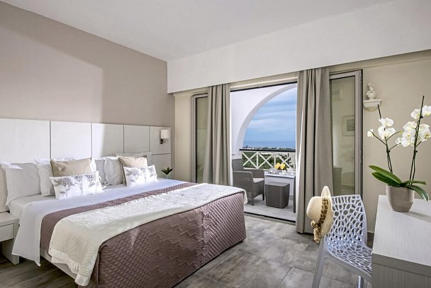 Matheo Villas & Suites - Wohnbeispiel Doppelzimmer Gartenblick (Zimmercodierungen DPG & DPN)