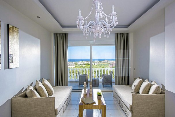 Matheo Villas & Suites