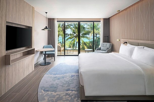 Radisson Blu Resort, Phuket Mai Khao Beach - Wohnbeispiel Superior Ocean Front with Balcony (Zimmercodierung USO)
