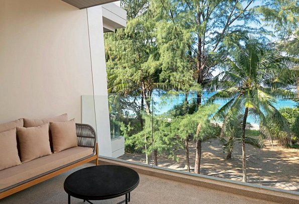 Radisson Blu Resort, Phuket Mai Khao Beach - Wohnbeispiel Superior Ocean Front with Balcony (Zimmercodierung USO)