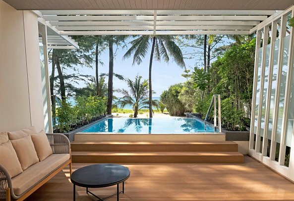 Radisson Blu Resort, Phuket Mai Khao Beach - Wohnbeispiel Superior Ocean Front with Pool (Zimmercodierung USQ)