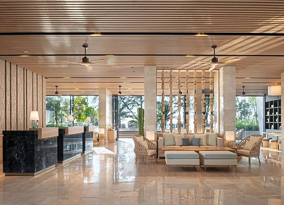 Radisson Blu Resort, Phuket Mai Khao Beach