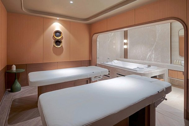 Radisson Blu Resort, Phuket Mai Khao Beach
