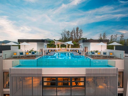 Radisson Blu Resort, Phuket Mai Khao Beach