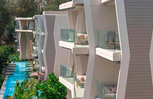Radisson Blu Resort, Phuket Mai Khao Beach