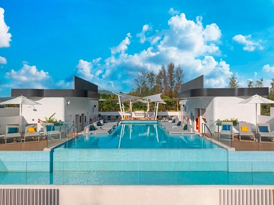 Radisson Blu Resort, Phuket Mai Khao Beach