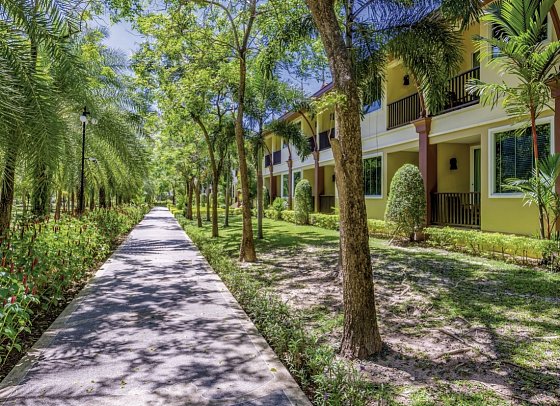 Duangjitt Resort & Spa