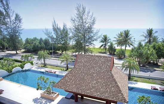 Maikhao Palm Beach Resort