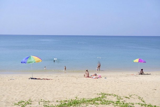 Maikhao Palm Beach Resort