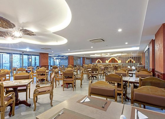 Maikhao Palm Beach Resort