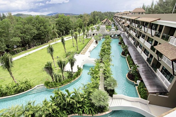 Maikhao Palm Beach Resort