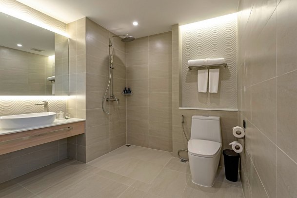 Phuket Emerald Beach Resort - Badbeispiel Family Pool View (Zimmercodierung FBP)