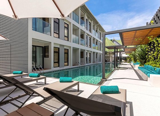 Outrigger Surin Beach Resort