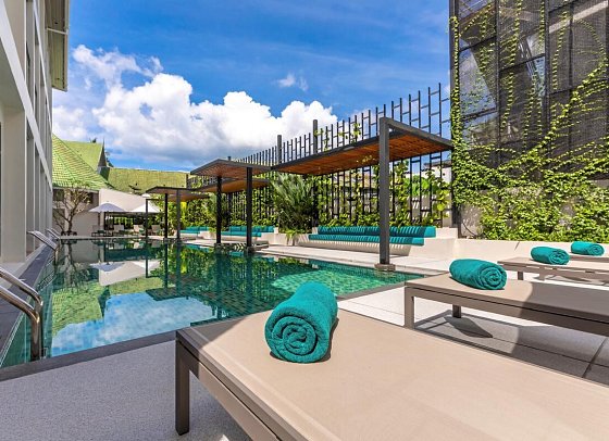 Outrigger Surin Beach Resort