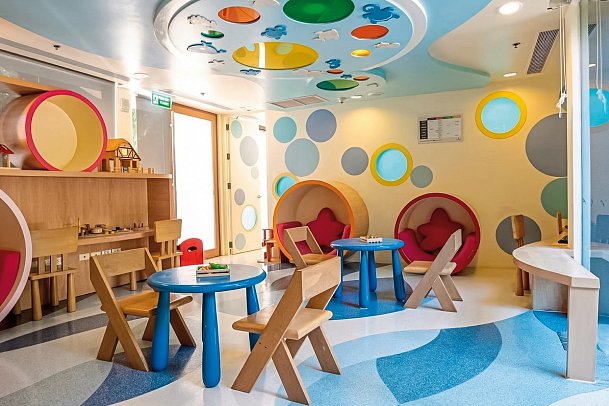 Renaissance Phuket Resort & Spa