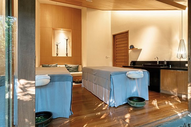 Renaissance Phuket Resort & Spa