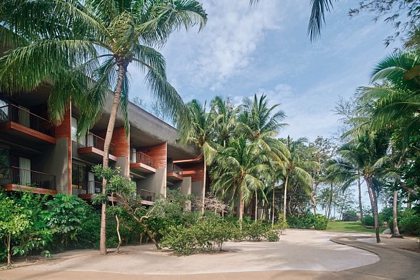 Renaissance Phuket Resort & Spa