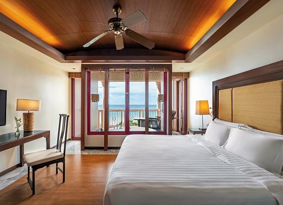 Centara Grand Beach Resort Phuket - Wohnbeispiel Deluxe Spa Ocean View (Zimmercodierung UMM)
