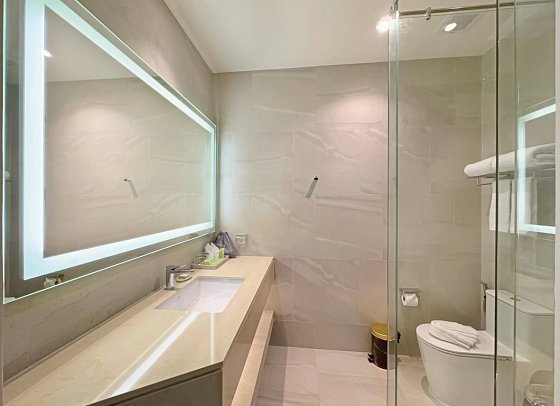 Wyndham Garden Naithon Phuket - Badbeispiel Deluxe Plus (Zimmercodierung UD2)