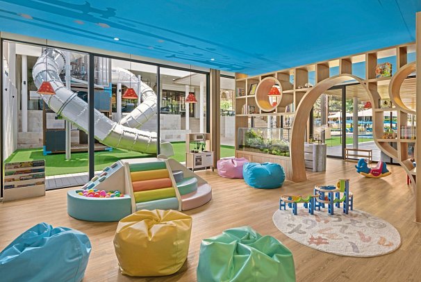 Hyatt Regency Phuket Resort