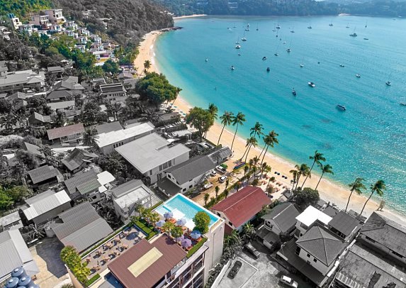 Bandara Phuket Beach Resort