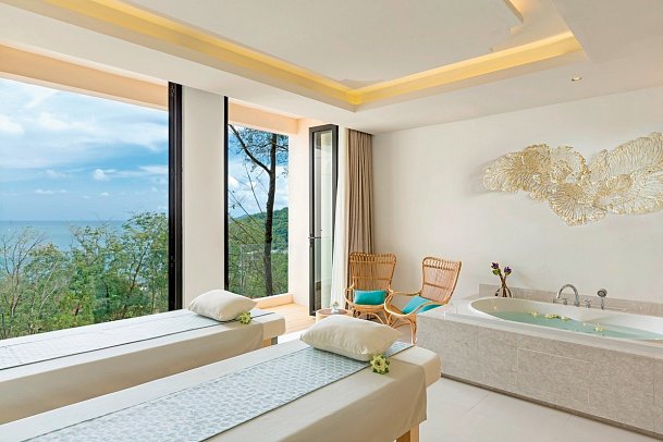 Bandara Phuket Beach Resort