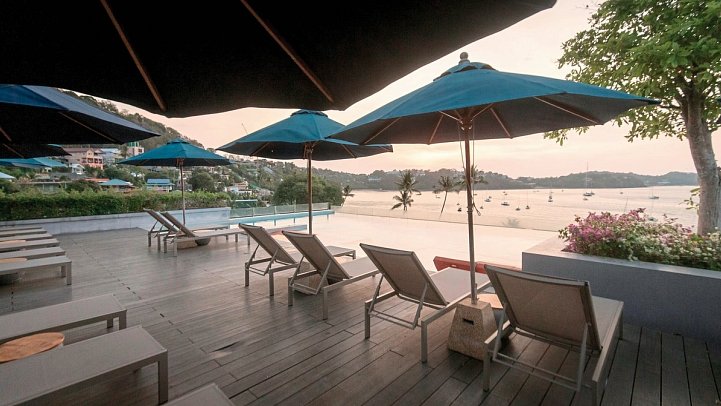 Bandara Phuket Beach Resort