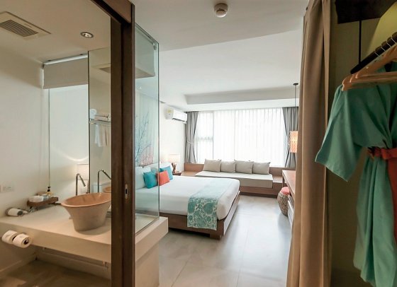 Bandara Phuket Beach Resort - Wohnbeispiel Deluxe (Zimmercodierung UD1)