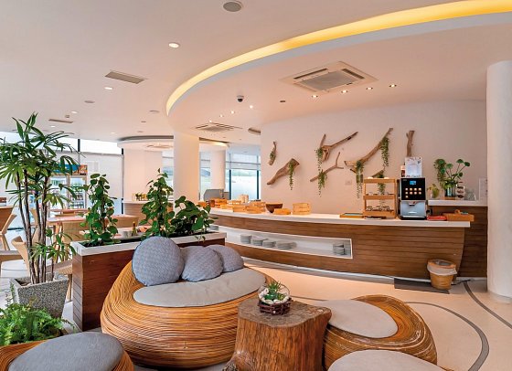 Bandara Phuket Beach Resort