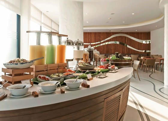 Bandara Phuket Beach Resort