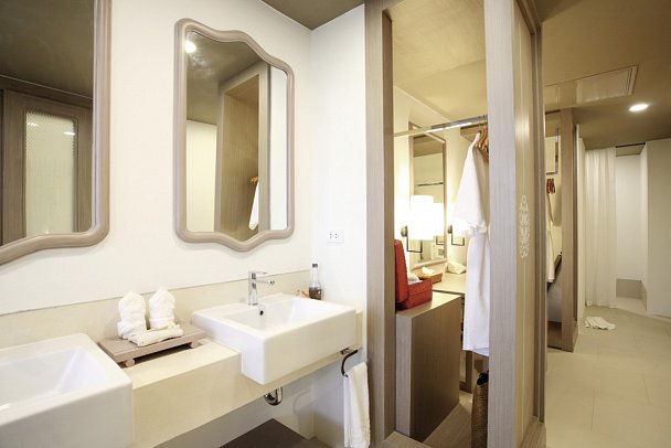 Proud Phuket - Wohnbeispiel Superior Pool View (Zimmercodierung USP)