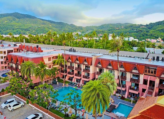 Seaview Patong Hotel