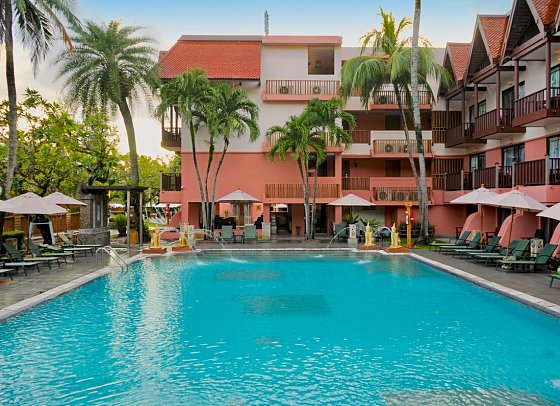 Seaview Patong Hotel
