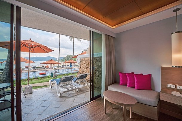 Beyond Resort Karon - Wohnbeispiel Deluxe Pool (Zimmercodierung UDP)