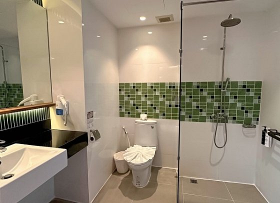 Baan Karon Resort - Badbeispiel Superior (Zimmercodierung US1)