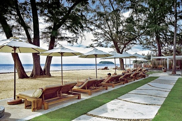 Katathani Phuket Beach Resort