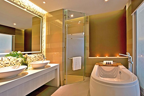 Grand Mercure Phuket Patong - Badbeispiel Superior Suite (Zimmercodierung WS1)
